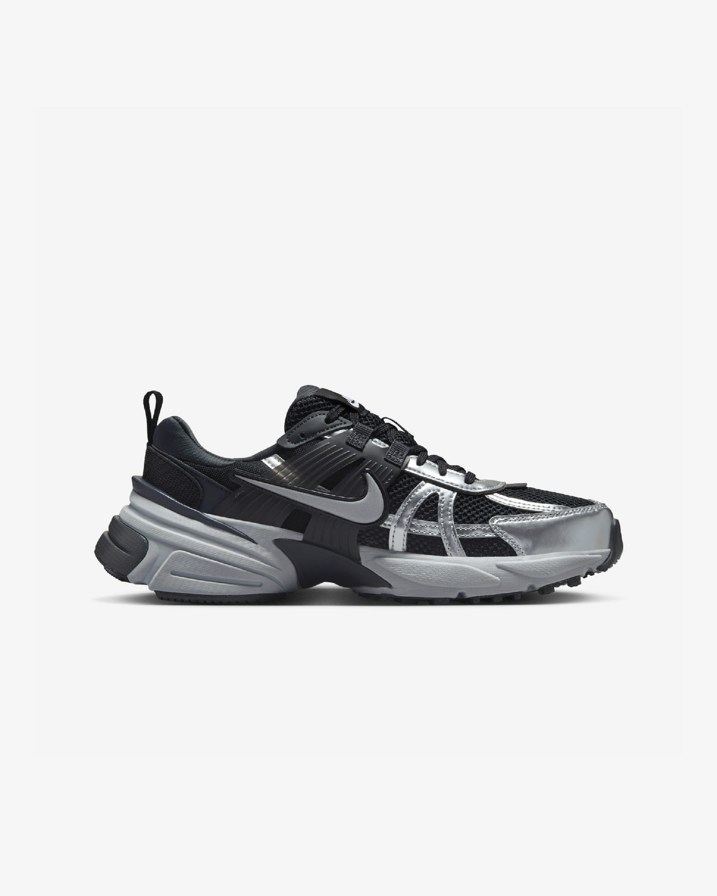 NIKE V2K RUN "BLACK METALLIC"