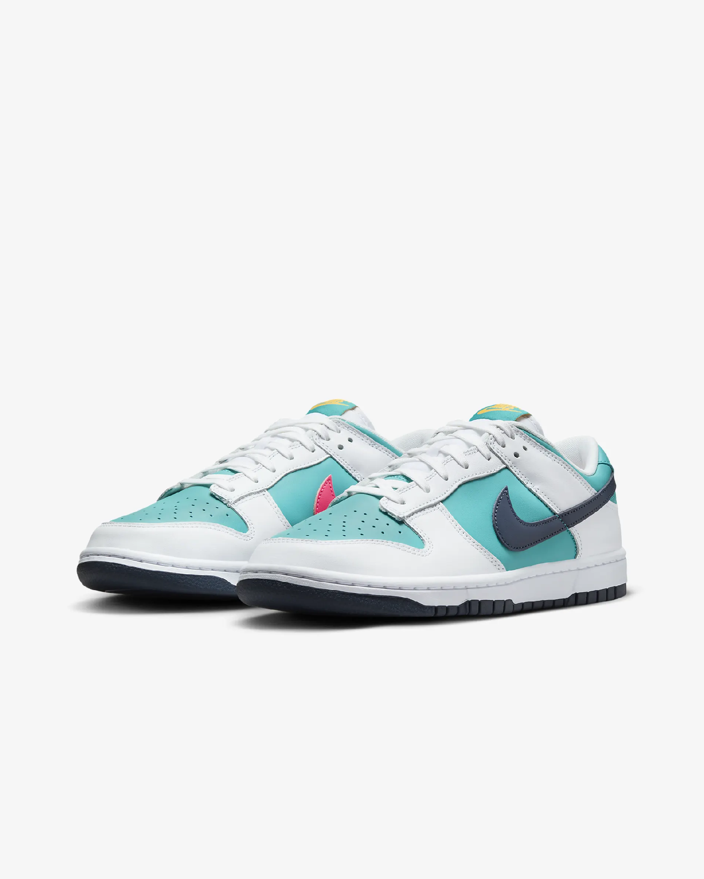 NIKE DUNK LOW "DUSTY CACTUS"