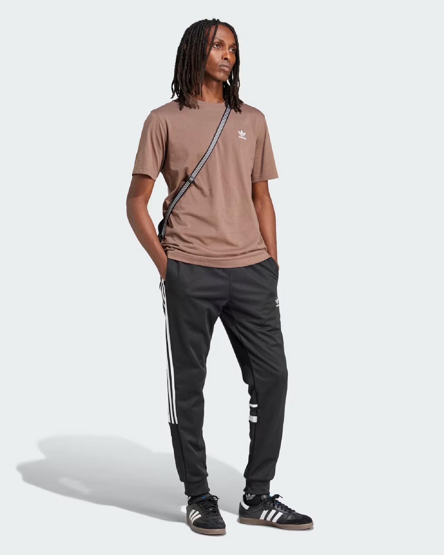 IR9688 - T-SHIRT ESSENTIALS