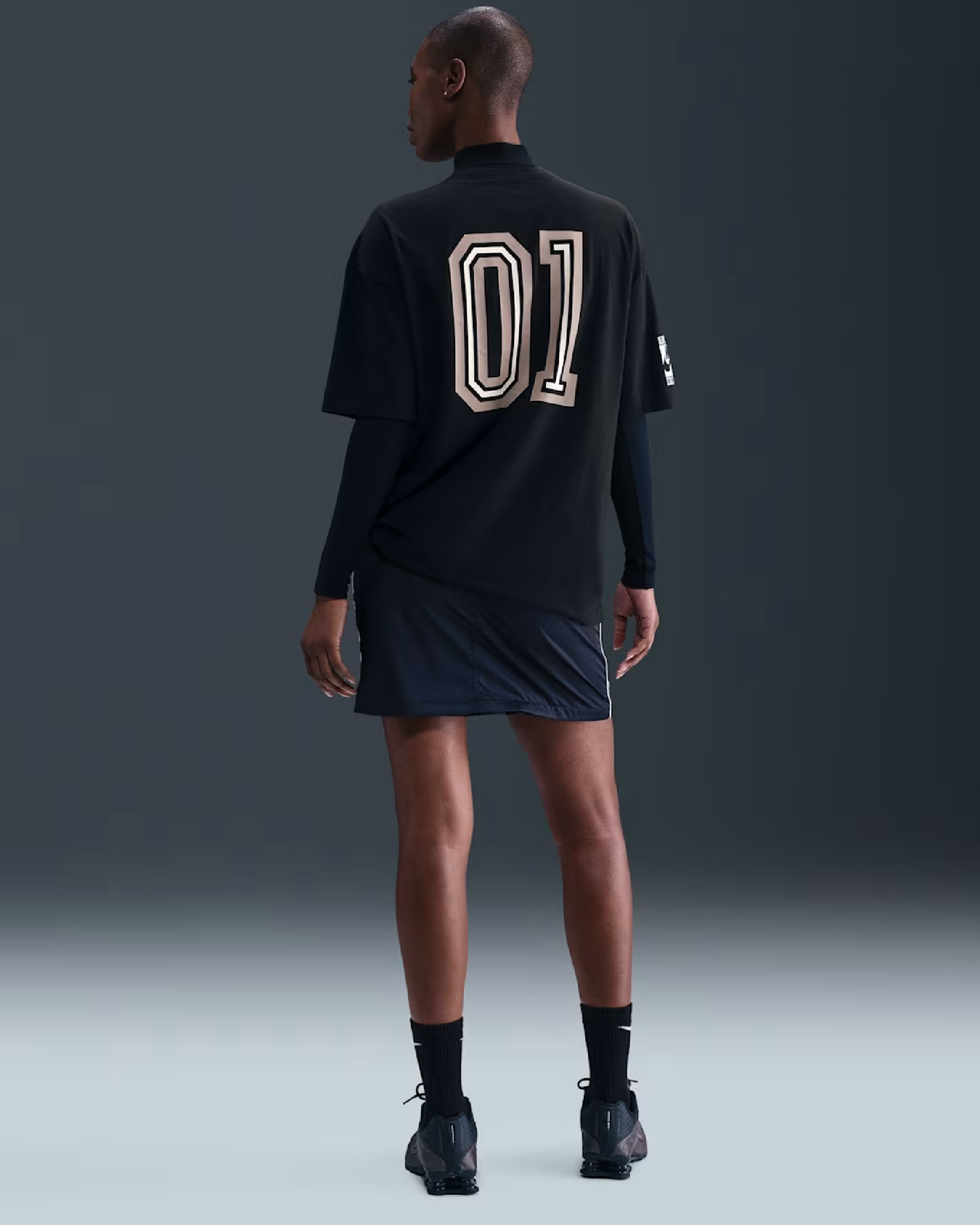 IU1701-010 - NIKE SPORTSWEAR ESSENTIALS