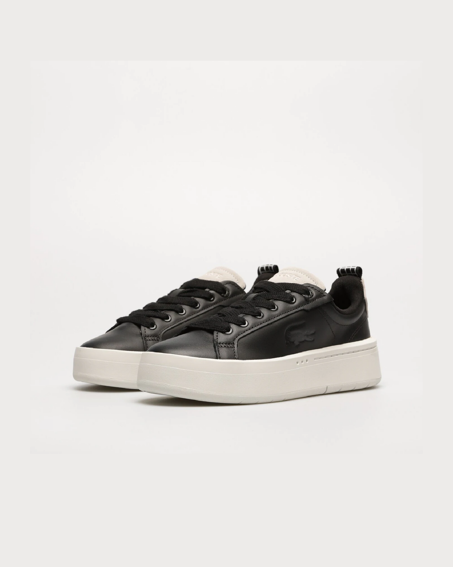 LACOSTE CARNABY PLAT 123 1 SFA - BLK/OFF WHT