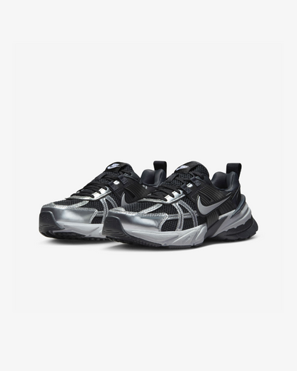 NIKE V2K RUN "BLACK METALLIC"
