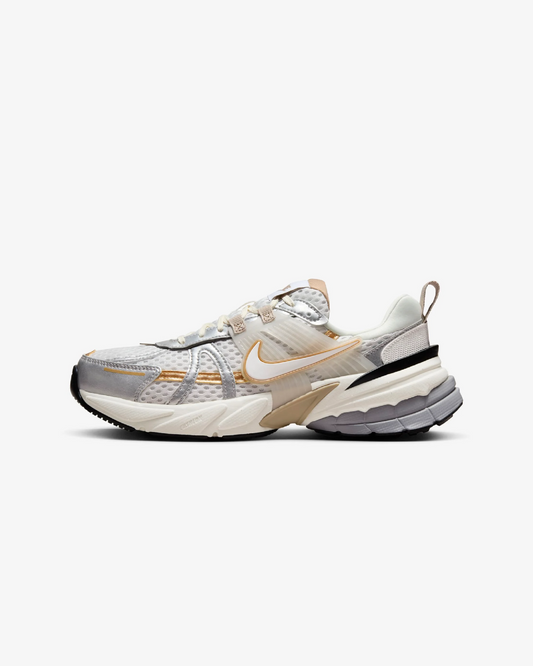NIKE V2K RUN "KHAKI METALLIC"