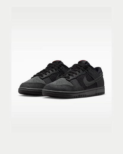 IB7746-001 -  NIKE DUNK LOW “BLACK CORDUROY”