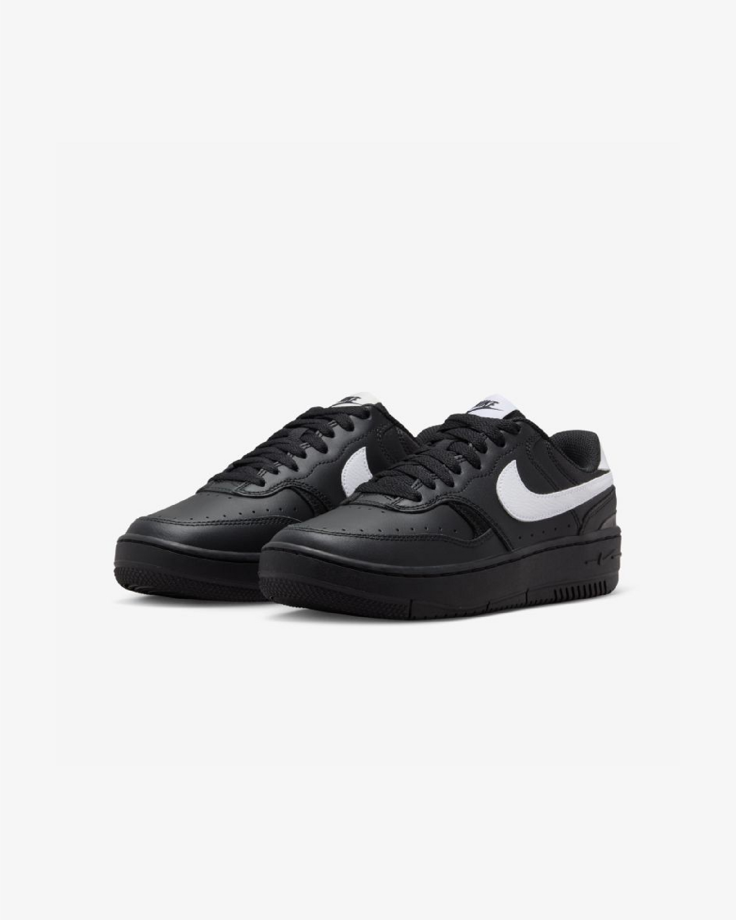 NIKE GAMMA FORCE - BLACK WHITE