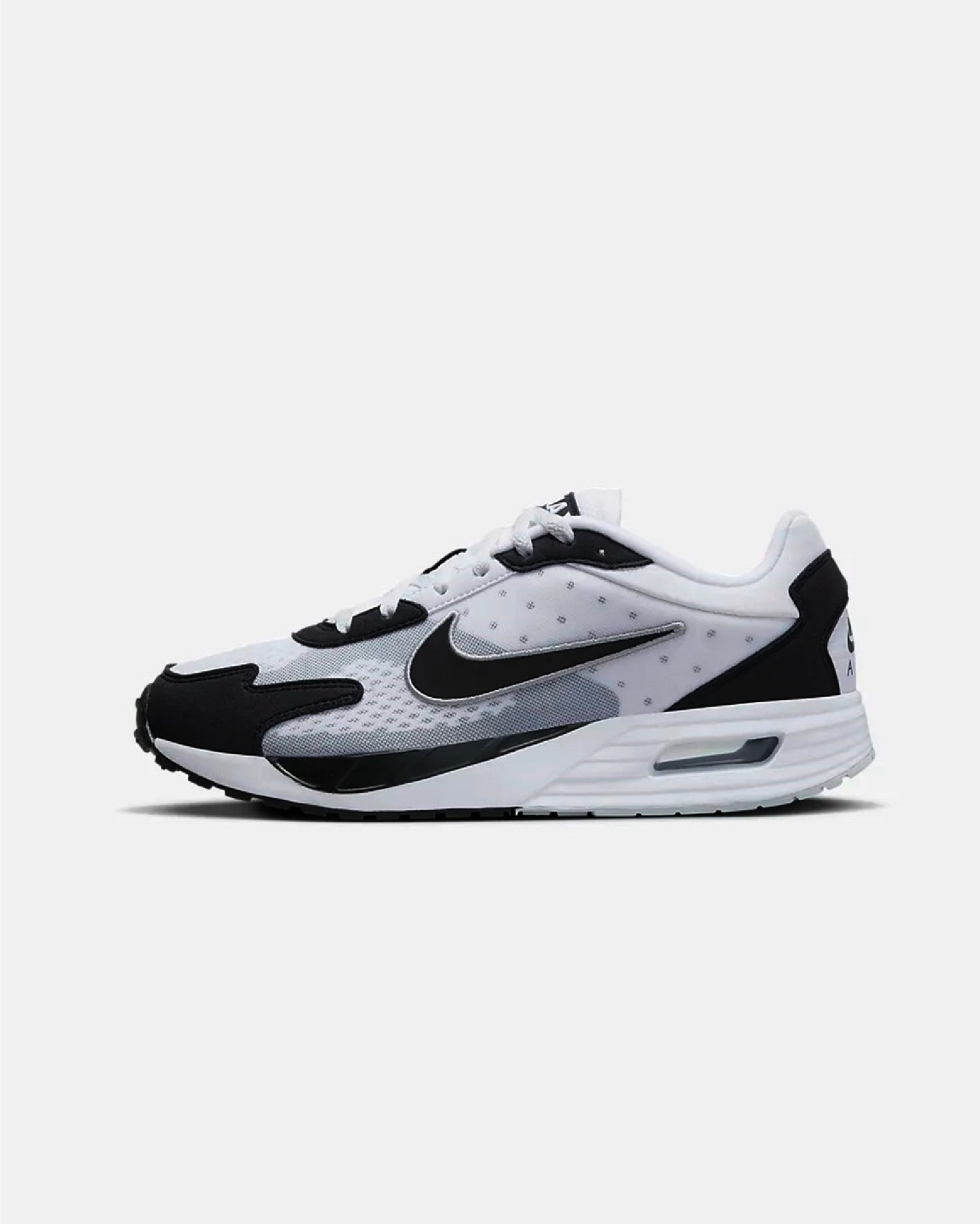NIKE AIR MAX SOLO