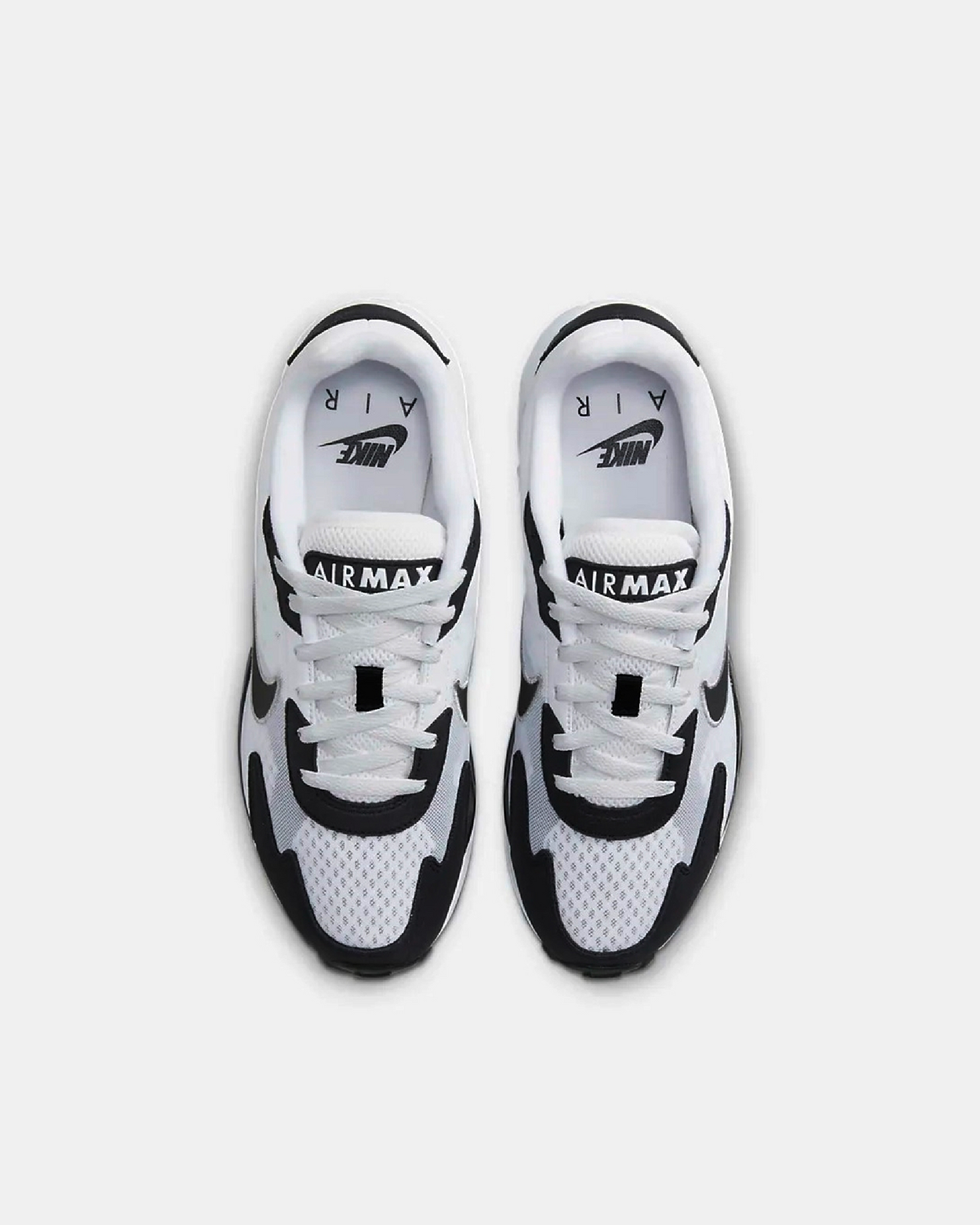 NIKE AIR MAX SOLO