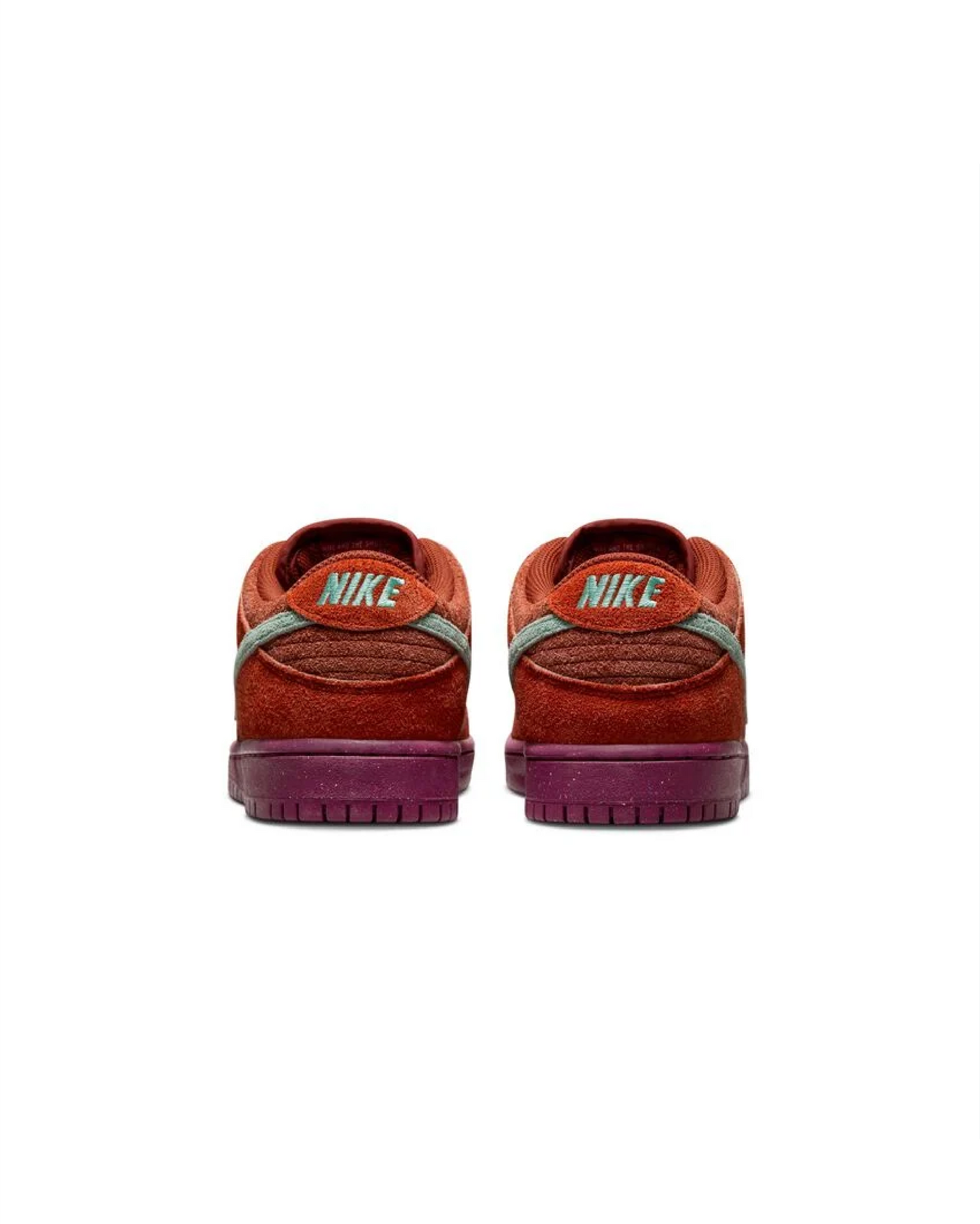 NIKE SB DUNK LOW PRO PRM - MYSTIC RED